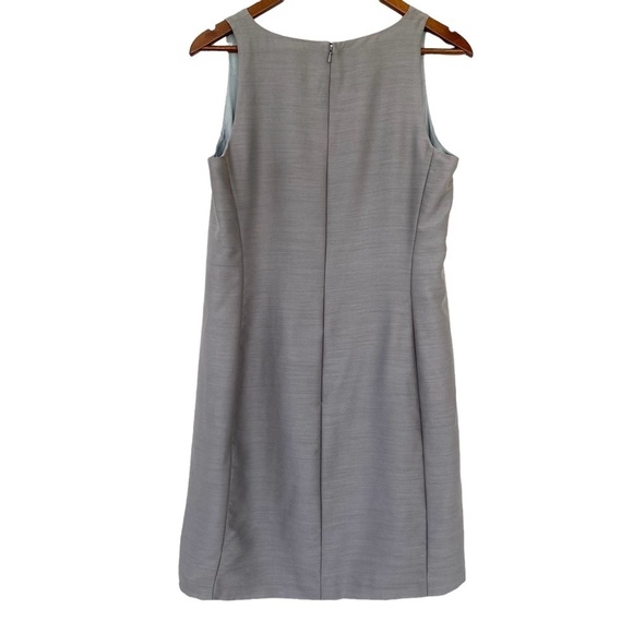 Banana Republic sleeveless midi dress with v-neckline, silk & wool blend - Picture 4 of 10